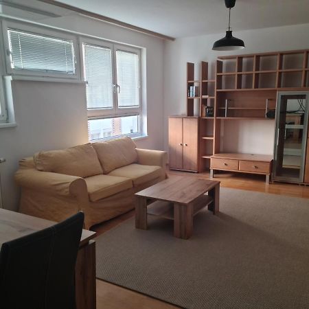 Uschi'S Home Виена Екстериор снимка